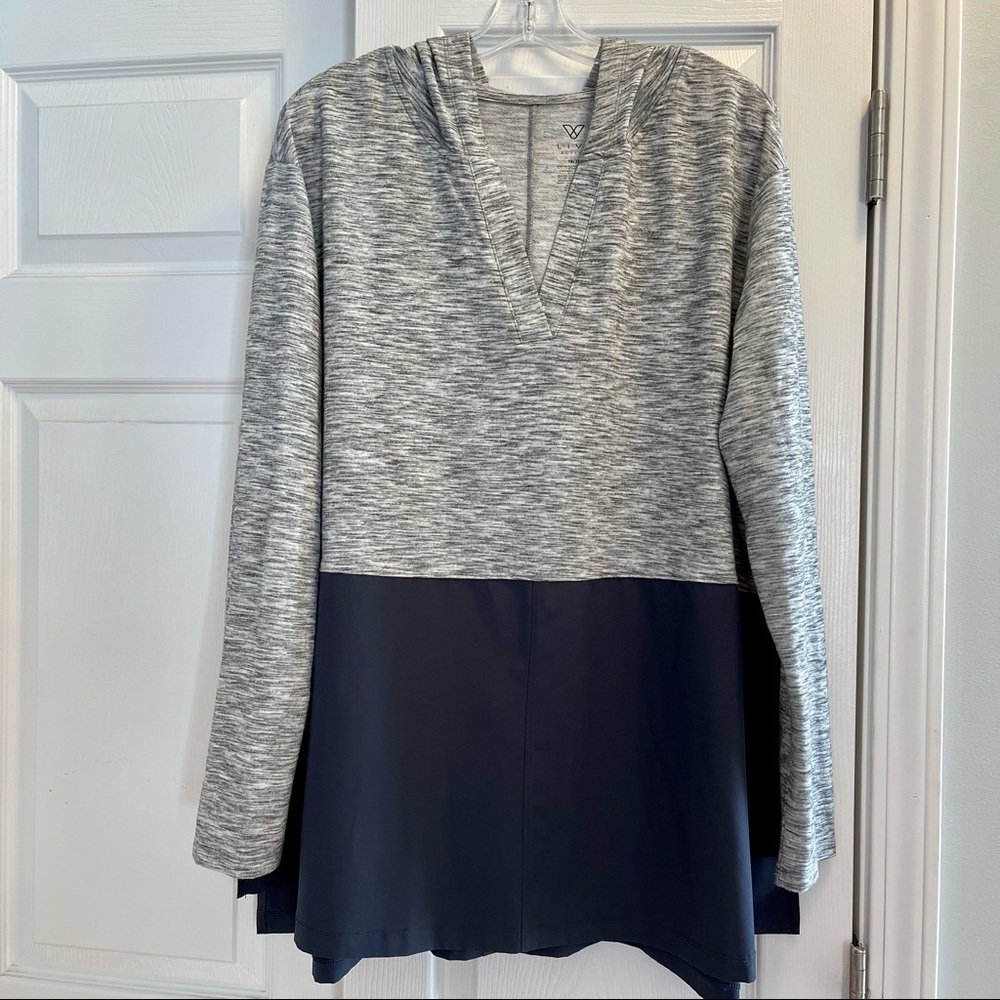 Livi Active by Lane Bryant Skirted Terry Hoodie Pullover Grey and Navy Sz 18/20